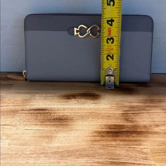 Kate Spade Taupe and Brown Zip Wallet - Picture 4 of 9